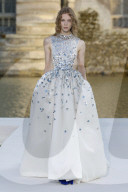 MODE - Paris Haute Couture Herbst/Winter 2023: Valentino