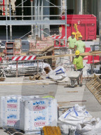 NEWS - Mailand 2026: Die Arbeiten für den Bau des olympischen Dorfes gehen trotz der grossen Hitze