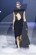 MODE - Paris Haute Couture Herbst/Winter 2023: Ashi Studio