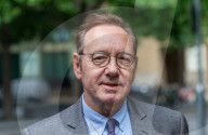 PEOPLE - Kevin Spacey trifft am Montag vor einem Londoner Gericht zum Prozess ein