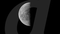 Gadget turns smart phone into a powerful telescope.               