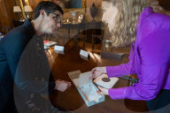 Downing Street hosts an Engineering Biology Roundtable