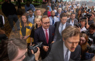 PEOPLE - Kevin Spacey in allen Anklagepunkten fÃ¼r nicht schuldig befunden