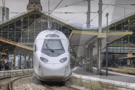 NEWS - Der neue TGV-M vor Testfahrten auf der klassischen Strecke zwischen Paris und Melun