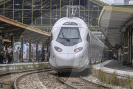 NEWS - Der neue TGV-M vor Testfahrten auf der klassischen Strecke zwischen Paris und Melun
