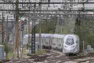 NEWS - Der neue TGV-M vor Testfahrten auf der klassischen Strecke zwischen Paris und Melun