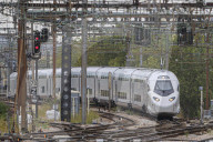 NEWS - Der neue TGV-M vor Testfahrten auf der klassischen Strecke zwischen Paris und Melun