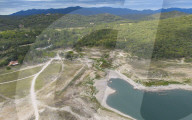 NEWS - Dürre in Spanien: Der Darnius-Boadella-Stausee bei Girona ist nur zu 20% gefÃ¼llt