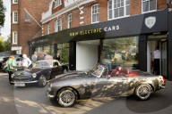 FEATURE - Elektro-Sportwagenhersteller RBW eröffnet seinen neuen Showroom in London