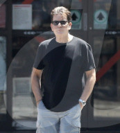 PREMIUM EXCLUSIVE Charlie Sheen Flashes An Infectious Smile Following Reunion With Producer Chuck Lorre