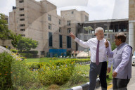 Steve Barclay visits India's National Centre for Disease Control