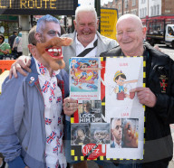 Anti-ULEZ protestors in Tooting Broadway London, Great Britain 
26th August 2023 

People campaigning to stop the ULEZ expansion which is due to commence on 29th August 2023 hold placards towards the traffic around Tooting Broadway