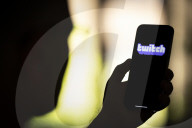 NEWS - Illustration: Social Media User