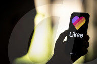 NEWS - Illustration: Social Media User