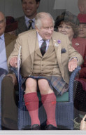ROYALS - Charles, Camilla und Anne nehmen am Braemar Gathering teil