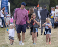 Zara Tindall mit Familie bei den Wellington Horse Trials in Heckfield