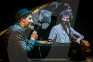 Gadi Stern, David Michaeli, Shalosh