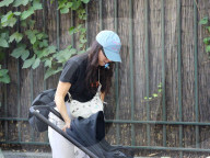 PEOPLE - Aurora Ramazzotti ist in Mailand mit ihrem Baby unterwegs