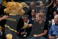 ROYALS - Prince Harry besucht Rollstruhl-Rugbymatch an den Invictus Games in Duesseldorf