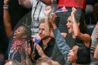 ROYALS -  Prinz Harry und Meghan verfolgen das Rollstuhlbasketball-Finale an den Invictus Games 