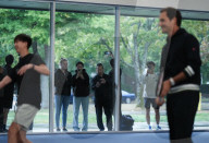 PEOPLE - Roger Federer unterrichtet an der Tennisklinik für Kinder in Vancouver