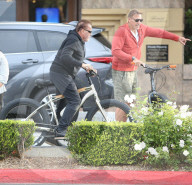 PREMIUM EXCLUSIVE Arnold Schwarzenegger Concludes A Bike Ride With Best Pal Ralf Moeller