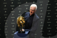 £1 million C-3PO star wars anroid head leads £12m movie prop auction