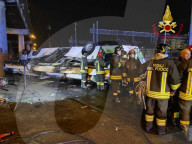 NEWS - Schweres Busunglueck bei Venedig