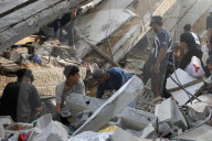 NEWS - Schäden nach israelischen Luftangriff in Gaza