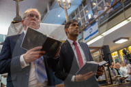 The Prime Minister Rishi Sunak visits the Finchley United Synagogue