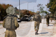 Israeli army secures kibbutz Be'eri after massacre of civilians by Hamas