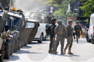 Israeli army secures kibbutz Be'eri after massacre of civilians by Hamas