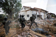 Israeli army secures kibbutz Be'eri after massacre of civilians by Hamas