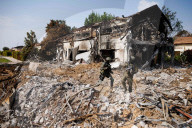Israeli army secures kibbutz Be'eri after massacre of civilians by Hamas