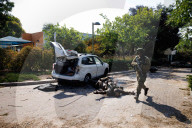Israeli army secures kibbutz Be'eri after massacre of civilians by Hamas