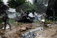 Israeli army secures kibbutz Be'eri after massacre of civilians by Hamas