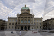 NEWS - Neue Front für das Bundeshaus anlässlich des 175-jährigen Jubiläums der Schweizerischen Bundesverfassung
