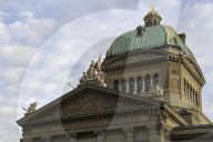NEWS - Neue Front für das Bundeshaus anlässlich des 175-jährigen Jubiläums der Schweizerischen Bundesverfassung