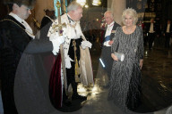 ROYALS - König Charles und Camilla nehmen an einem Abendessen im Mansion House in London teil
