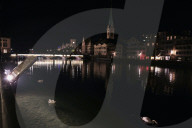 FEATURE - Der Limmatquai in Zürich und Umgebung bei Nacht