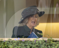 ROYALS - Königin Camilla beim Besuch des QIPCO British Champions Day auf der Rennbahn Ascot