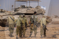 Israeli army ready for Gaza assault