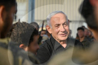 Netanyahu visits Sayeret Special Op Forces