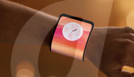 Smart mobile phone wraps around the wrist