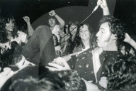 BRUCE SPRINGSTEEN US rock musician with fans in 1984. Photo Jeffrey Mayer