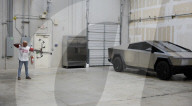 Elon Musk Cybertruck arrow test hits the bullseye
