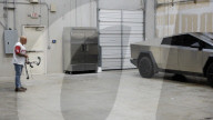 Elon Musk Cybertruck arrow test hits the bullseye