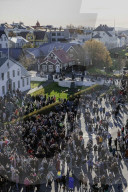 Iceland PM joins crowd of 100,000 for full-day women's strike