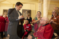 Akshata Murty and Jonhny Mercer host Chelsea Pensioners