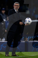 FUSSBALL - Urs Fischer, Trainer von Union Berlin, gestikuliert während des Uefa-Champions-League-Spiels zwischen SSC Napoli und Union Berlin